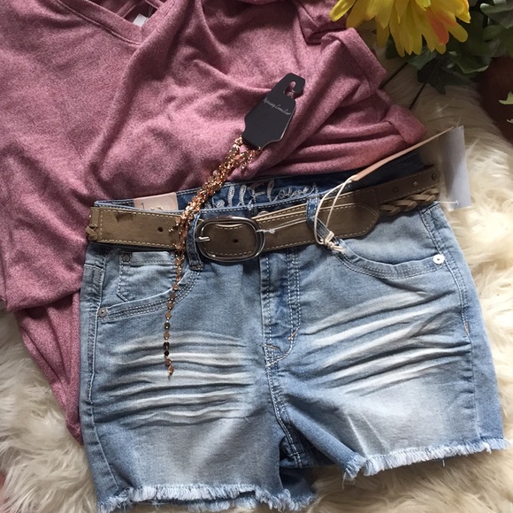 Shorts - Picture 4 of 10